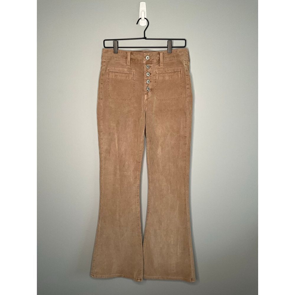 New w/tags American Eagle Super Hi-Rise Flare Stretch Size 8 (29W)